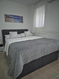 Posteľ alebo postele v izbe v ubytovaní Room near the center