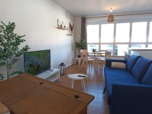 Μια τηλεόραση ή/και κέντρο ψυχαγωγίας στο citybreak des balcons d'Ancenis