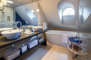 Vannituba majutusasutuses Hotel Seehof