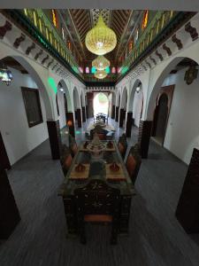 Restaurace v ubytování Riad suite for families and groups