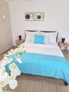 Posteľ alebo postele v izbe v ubytovaní Várfal apartman