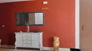 Zdjęcie z galerii obiektu Apartamentos Dunamar w mieście Noalla