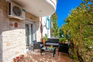 En balkon eller terrasse på Alex apartment