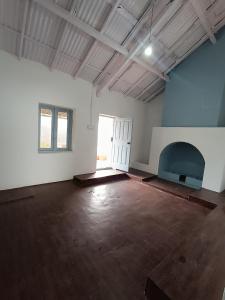 Foto dalla galleria di Cascade Meadows Bungalow with Waterfall View a Kotagiri