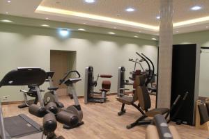 Fitness centrum a/nebo fitness zařízení v ubytování BERG & SPA HOTEL GABELBACH