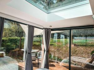 Chalet insolite - SPA - Vue Pyrénées - Brasero外面的花园
