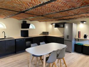 Dapur atau dapur kecil di La ferme des 2 oliviers