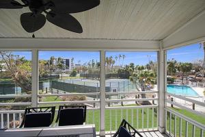 Bassein majutusasutuses Lakefront Siesta Key Condo With Beach Access või selle lähedal