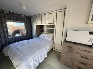 Köök või kööginurk majutusasutuses Mobile home au camping New Vennepark