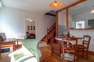 Gallery image of Ti an dour -Au calme avec jardin 10mn de la plage in Crach