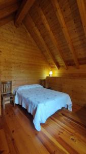 Postel nebo postele na pokoji v ubytování La central de Azparren, junto a la Selva de Irati