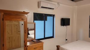 Postel nebo postele na pokoji v ubytování A Modern EscapeStyle Comfort and Convenience 3 bedroom