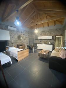 Posteľ alebo postele v izbe v ubytovaní V&M Traditional Luxury Villa