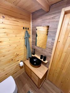 Koupelna v ubytování koliBka - tiny house