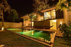 Foto de la galería de Rimakvin River Edge Resort en Ambalangoda