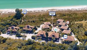 Fotografie z fotogalerie ubytování Oceanfront Sanibel Island retreat with private beach v destinaci Sanibel