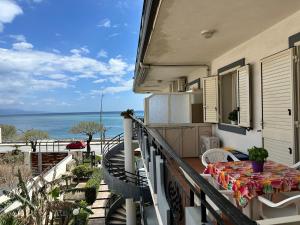 Balkón nebo terasa v ubytování Solemare