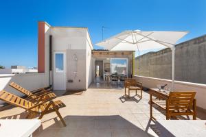 Patio nebo venkovní prostory v ubytování Terrazza dei Briganti by BarbarHouse