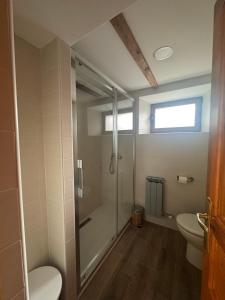 Ein Badezimmer in der Unterkunft La Casita de Verdiago