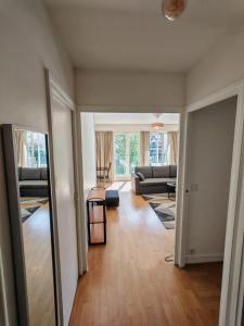 En eller flere senge i et værelse på Versailles Tradition