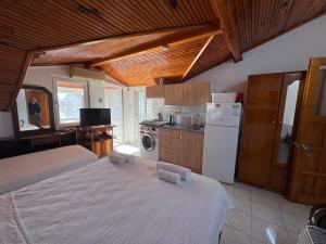 Η κουζίνα ή μικρή κουζίνα στο Elitaş Apart Otel