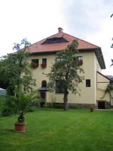 Κήπος έξω από το Ferienwohnung im Musikerviertel