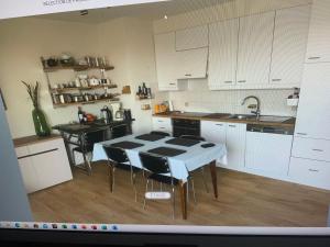 Foto dalla galleria di sunny terrace a De Panne Altre 21 foto