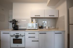 Valencia Apartment - By Harim的厨房或小厨房