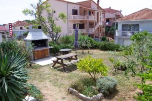 Zahrada ubytování Apartman Francesca