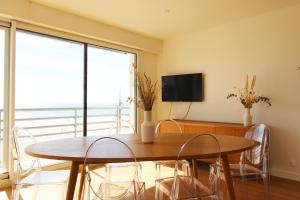 Televisyen dan/atau pusat hiburan di Le sablais