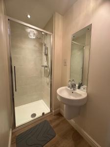 Gallery image of Large 3 bed house near Etihad and Coop Live in Manchester +31 photos