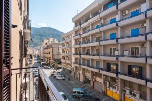 a view of a city street from a building at Maison38GuestHouse in Castellammare di Stabia