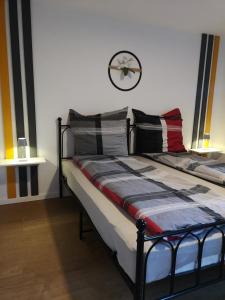 Postel nebo postele na pokoji v ubytování Ferienwohnung Elbflair