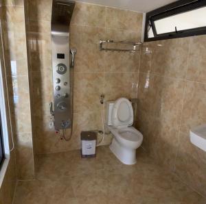 Koupelna v ubytování Thiên Thanh Hotel
