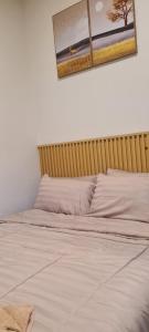 Ένα ή περισσότερα κρεβάτια σε δωμάτιο στο Villa shania home