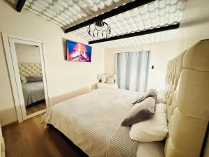 Postel nebo postele na pokoji v ubytování Bonanza House