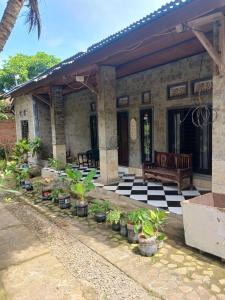Κήπος έξω από το Dannyjuljol Homestay