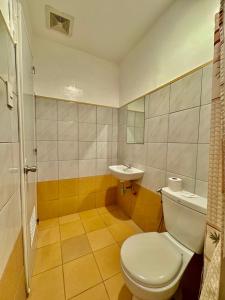 Koupelna v ubytování CDO Hotel Xentro