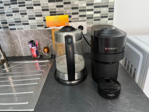 Η κουζίνα ή μικρή κουζίνα στο T2 Vallombrosa Terrasse Parking