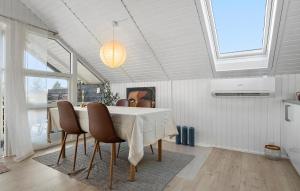 Φωτογραφία από το άλμπουμ του 2 Bedroom Beautiful Home In Børkop σε Børkop