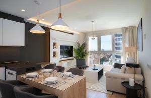 Ruang duduk di Sky View Design and relax top view with free parking