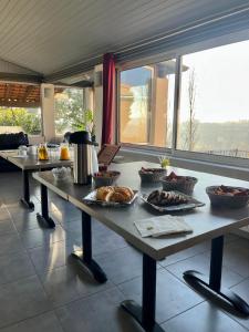 Φαγητό σε αυτό το ξενοδοχείο ή κάπου εκεί κοντά