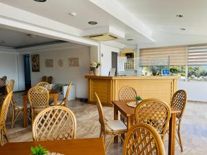 A seating area at Hotel Apartments Panorama