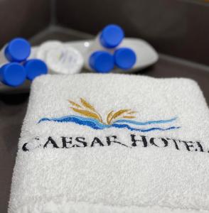 Certificato, attestato, insegna o altro documento esposto da Caesar Hotel Ramallah
