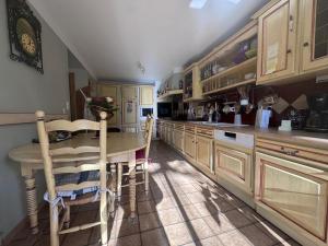 Kuchyň nebo kuchyňský kout v ubytování Mas augustin