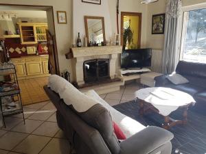 TV a/nebo společenská místnost v ubytování Mas augustin