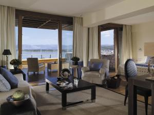 Posezení v ubytování Amphitryon Hotel