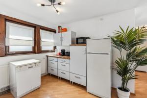 Billede fra billedgalleriet på CREW BEDS - APARTMENT in Gifhorn - For 4 People - 50m2, 1x Bedroom, 4x Single Bed, Free Coffee, WiFi & Parking - 24h CHECK IN #GF01 i Gifhorn