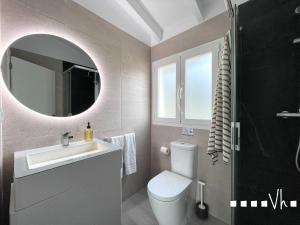 Koupelna v ubytování VH CostaBlanca - APARTAMENTO MARTA BEACH 4 + 37 fotografií