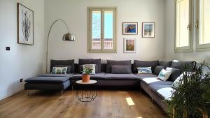Posezení v ubytování B&B Monte Adone